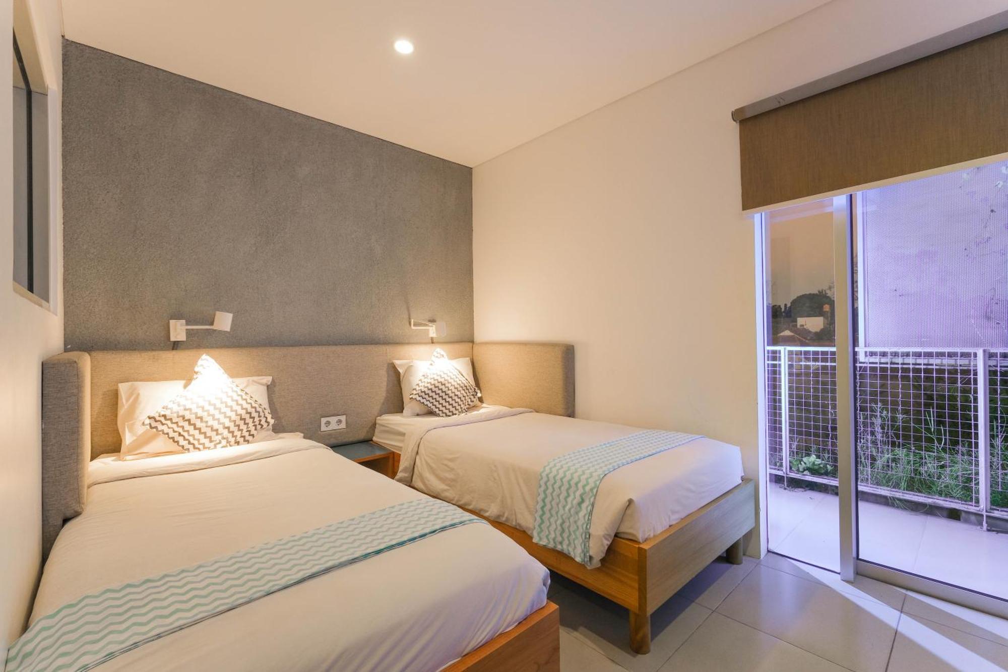 Bed and Breakfast Djajanti House Semarang Zewnętrze zdjęcie