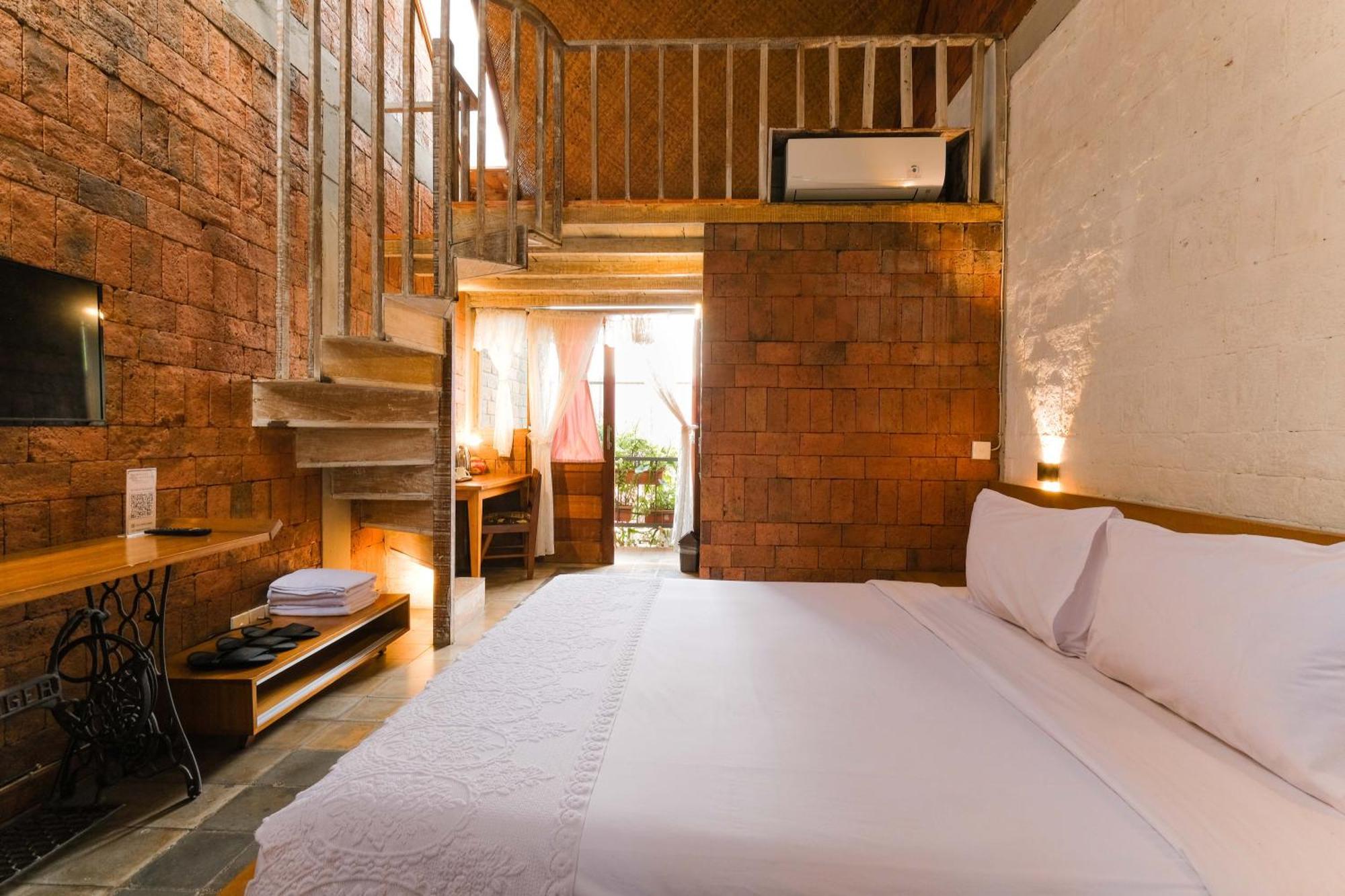 Bed and Breakfast Djajanti House Semarang Zewnętrze zdjęcie