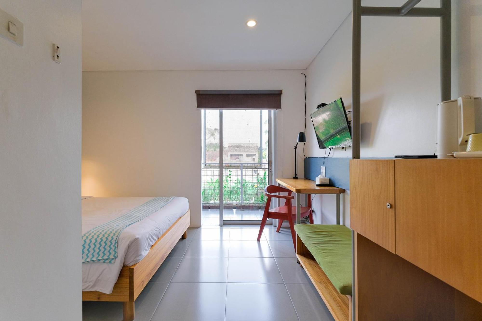 Bed and Breakfast Djajanti House Semarang Zewnętrze zdjęcie