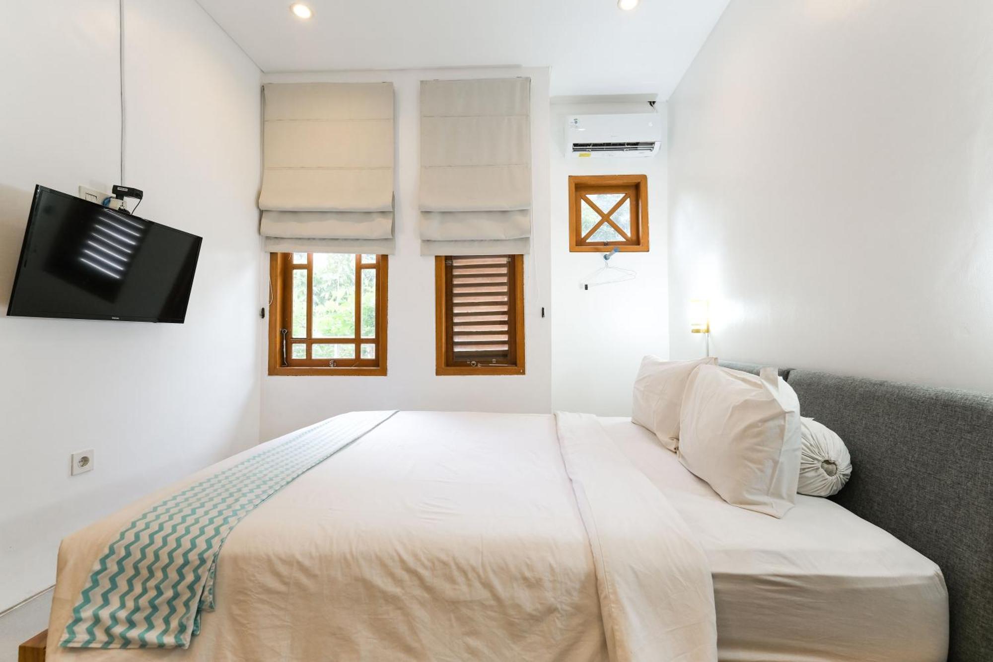 Bed and Breakfast Djajanti House Semarang Zewnętrze zdjęcie