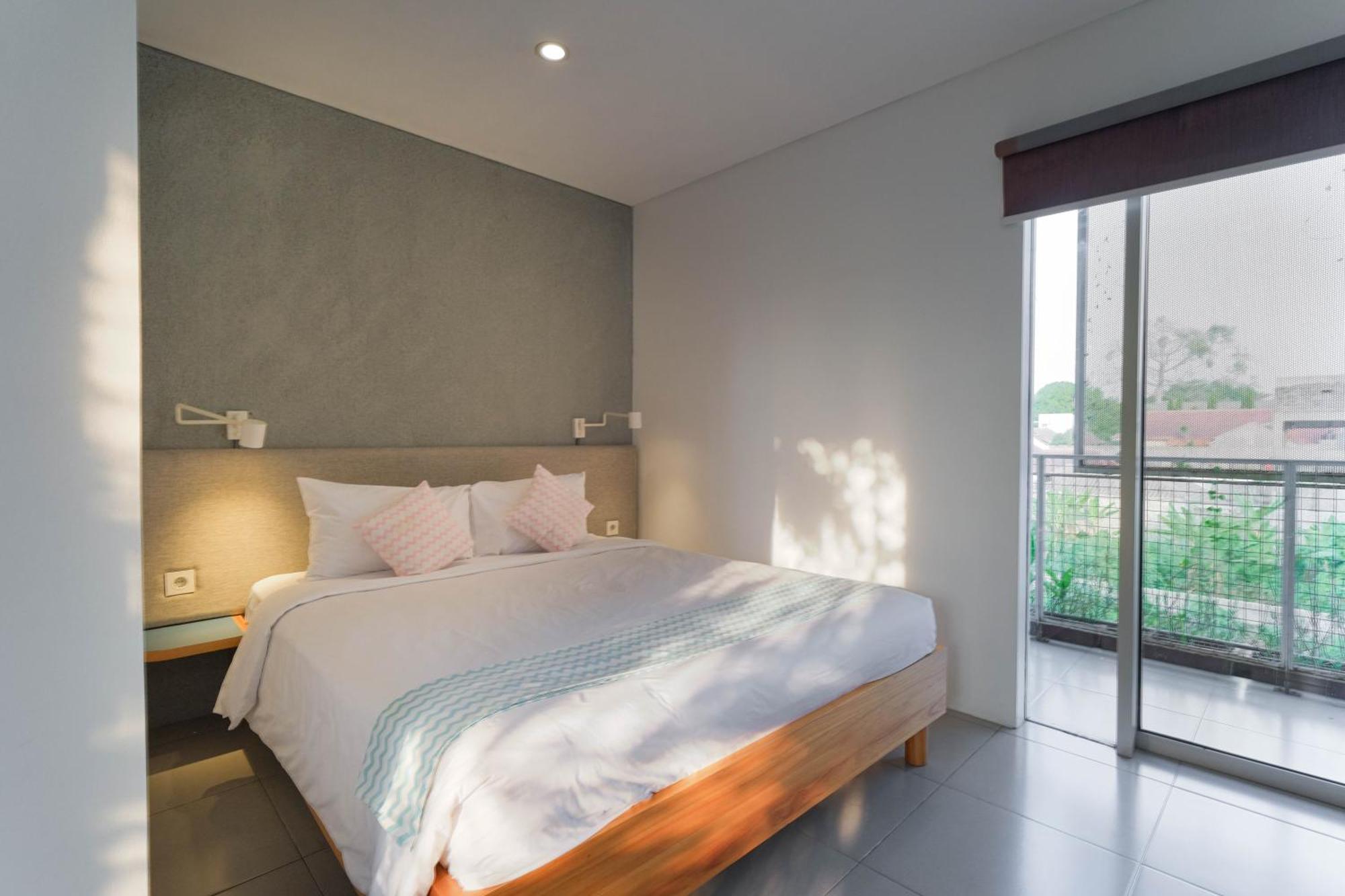 Bed and Breakfast Djajanti House Semarang Zewnętrze zdjęcie